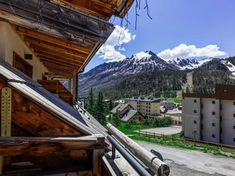 Duplex vue panoramique Proche pistes Garage prive Apartment in Montgenèvre