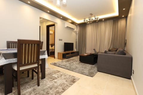 Communal lounge/ TV room, TV and multimedia, Living room, Seating area