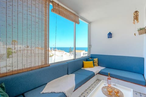 Natural landscape, Balcony/Terrace, Sea view