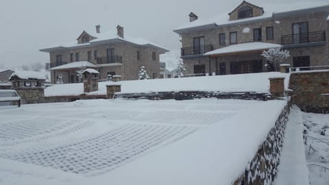 Vila Panorama 2 Voskopojë Bed and Breakfast in North Macedonia