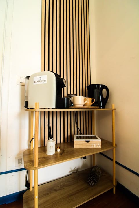 Coffee/tea facilities, Bedroom, minibar