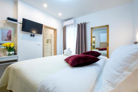 Lux rooms Split Bed and Breakfast in Split