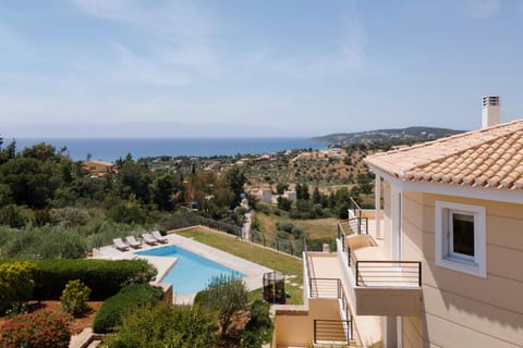 Property building, Nearby landmark, Day, Natural landscape, Mountain view, Pool view, Sea view, Swimming pool