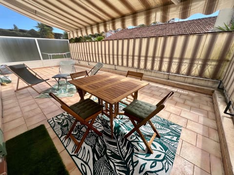 Patio, Balcony/Terrace