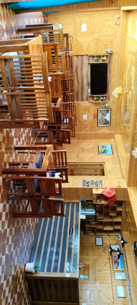 Restaurant/places to eat, Lobby or reception, Dining area
