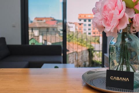 Piscina y garaje cerca del centro by CABANA Rentals Apartment in Vigo