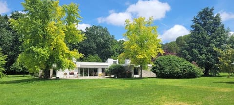 Property building, Garden, Garden view