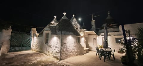 Il trullo della nonna House in Martina Franca