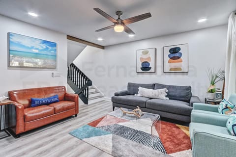 New Listing - Dog Friendly - Recently Renovated - Multi-Level Condo - Short Walk to the Beach House in Fernandina Beach