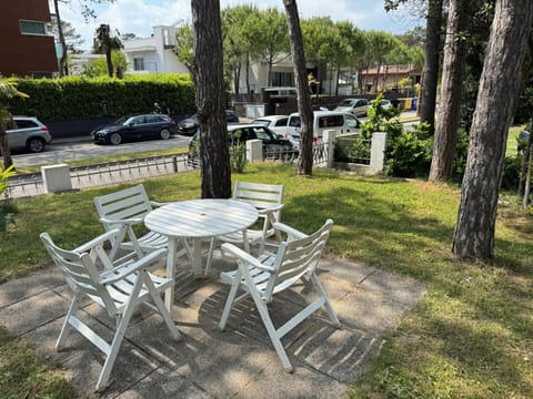 Casa al mare con giardino e parcheggio privato! Apartment in Lignano Sabbiadoro