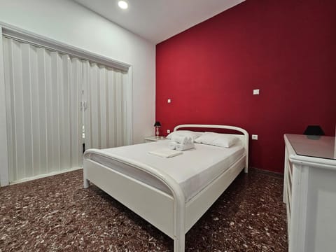 Aimou Suites Apartment in Pireas