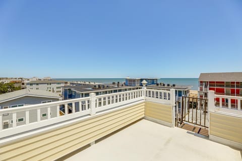 Steps to Shore Newly Renovated Dewey Beach Home! House in Dewey Beach