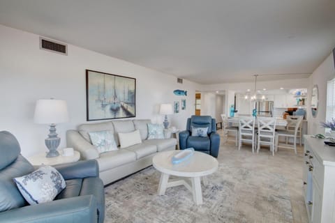 El Matador 560 - FREE TICKETS!! Your stay includes free tickets to many area attractions! Apartment in Okaloosa Island