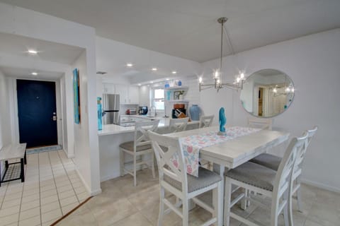 El Matador 560 - FREE TICKETS!! Your stay includes free tickets to many area attractions! Apartment in Okaloosa Island