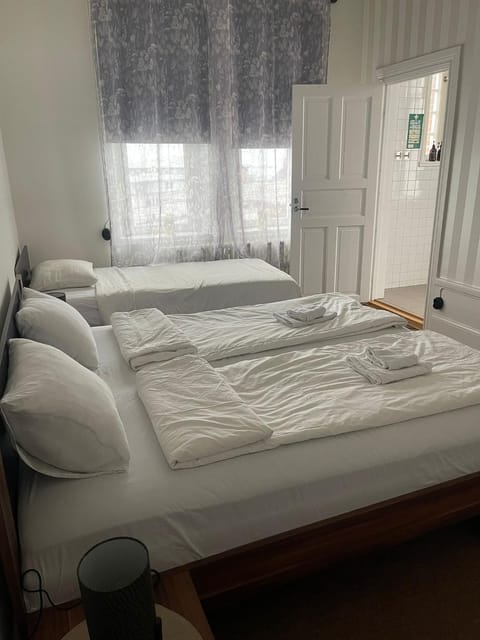 GrandStation Restaurant Room Bed and Breakfast in Kalmar County, Sweden