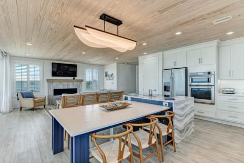 226 S Fletcher Ave House in Fernandina Beach