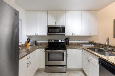 7704 Treetops Villa in North Forest Beach