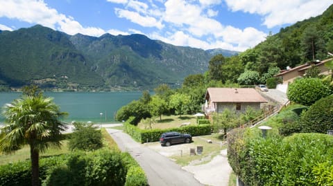 Lake view, Mountain view, Parking