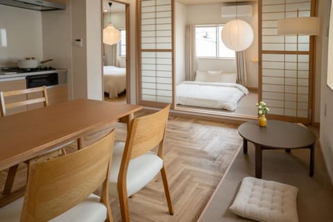 Living room, Photo of the whole room, Dining area