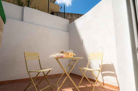Patio, Day, View (from property/room), Balcony/Terrace, Dining area