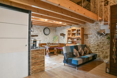 Le Portougais, Chalet À Chanaz Apartment in Haute-Savoie