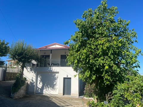 Property building, Day, Natural landscape, Summer, Garden, On site
