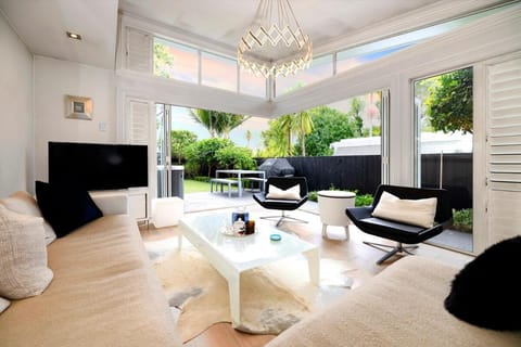 Iconic Villa in the Heart of Ponsonby House in Auckland