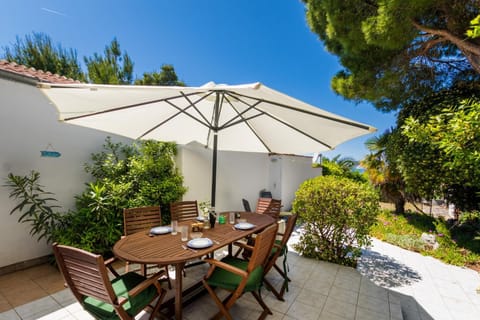 Day, Garden, View (from property/room), Balcony/Terrace, Seating area, Dining area