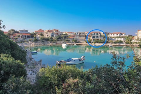Property building, Activities, Beach, City view, Location