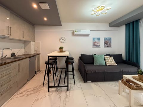 Kitchen or kitchenette, Living room, Dining area