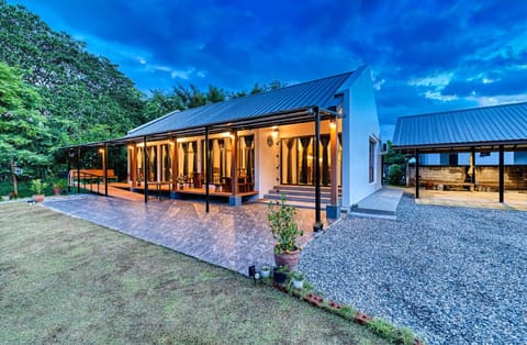 Property building, Garden