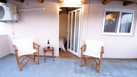 Popi Studio 2, Mochos Square Apartment in Lasithi