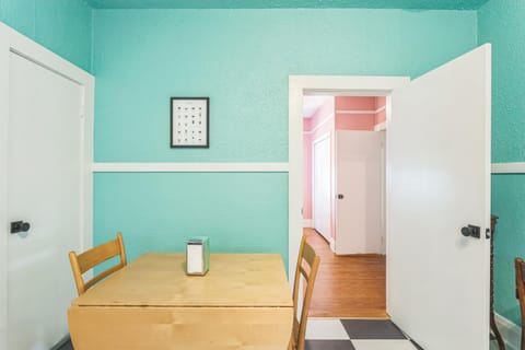 Retro Revival with Modern Luxury home House in Gonzales