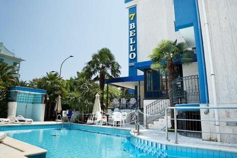 Property building, Pool view