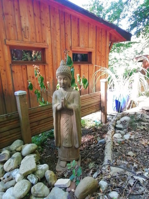Cabane en forêt Apartment in Haute-Savoie