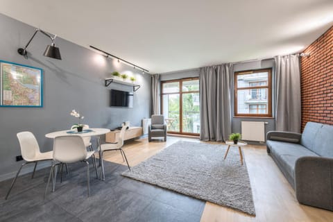 TV and multimedia, Balcony/Terrace, Living room, Dining area