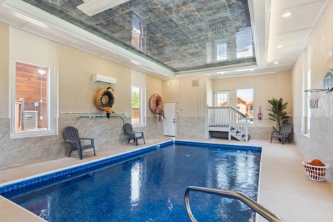 Splash Mountain Lodge cabin Cabin in Sevierville