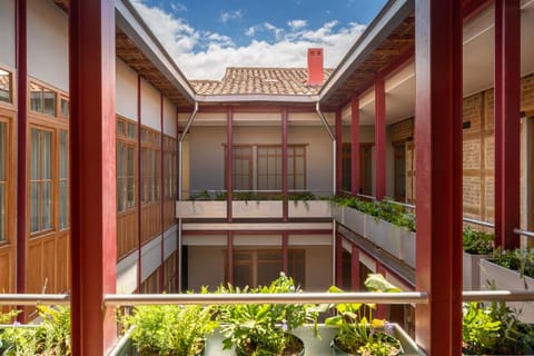 Property building, Balcony/Terrace, Garden view