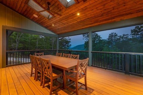 Here Comes the Sunset House in Black Mountain