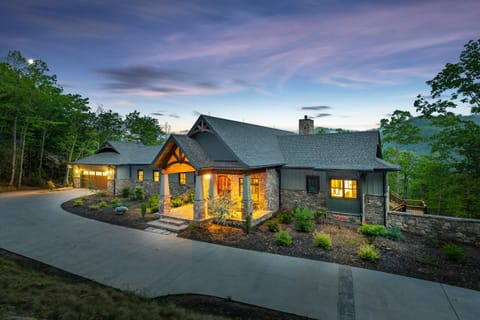 Here Comes the Sunset House in Black Mountain