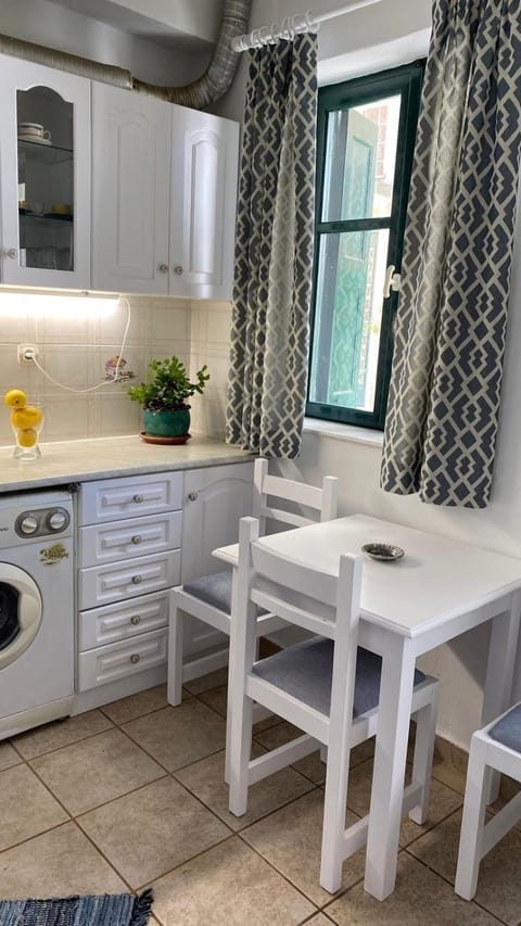 White House House in İzmir Province