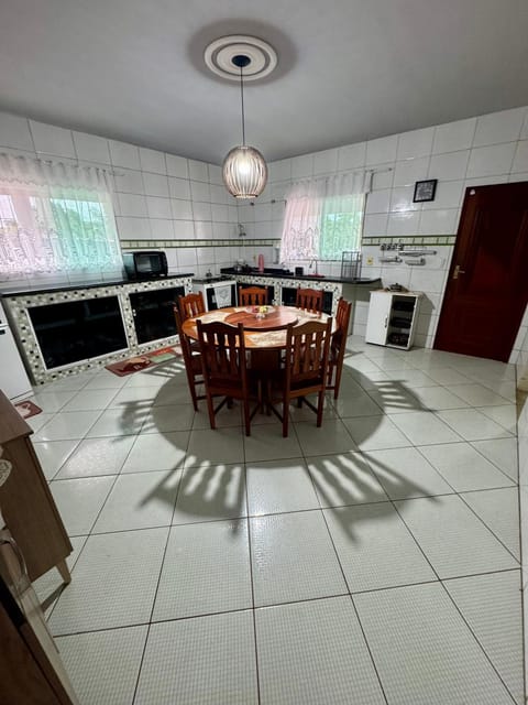 Casa Gonçalves House in Saquarema