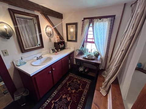 The Oliver Rice House Rice House House in Manchester Center