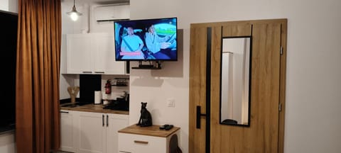 TV and multimedia, Kitchen or kitchenette, Bedroom