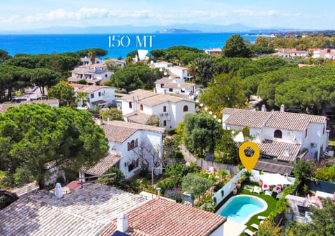 Villa Stella di Mare, 300 mt from the beach - Micasasucasa Villa in Quartu Sant'Elena