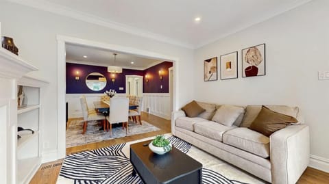 Whispering Oaks Retreat House in Forest Park