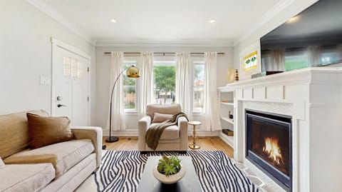 Whispering Oaks Retreat House in Forest Park