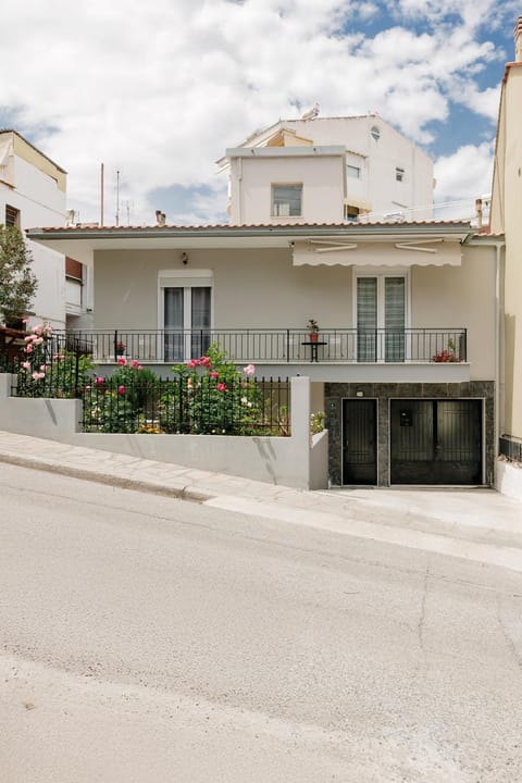 Property building, Day