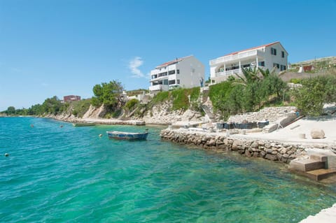 Facade/entrance, Beach