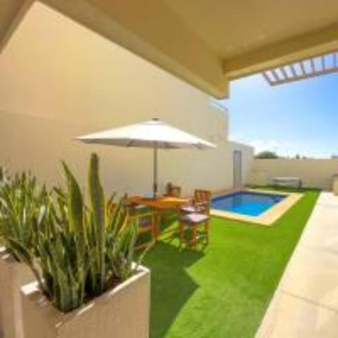 Patio, Swimming pool